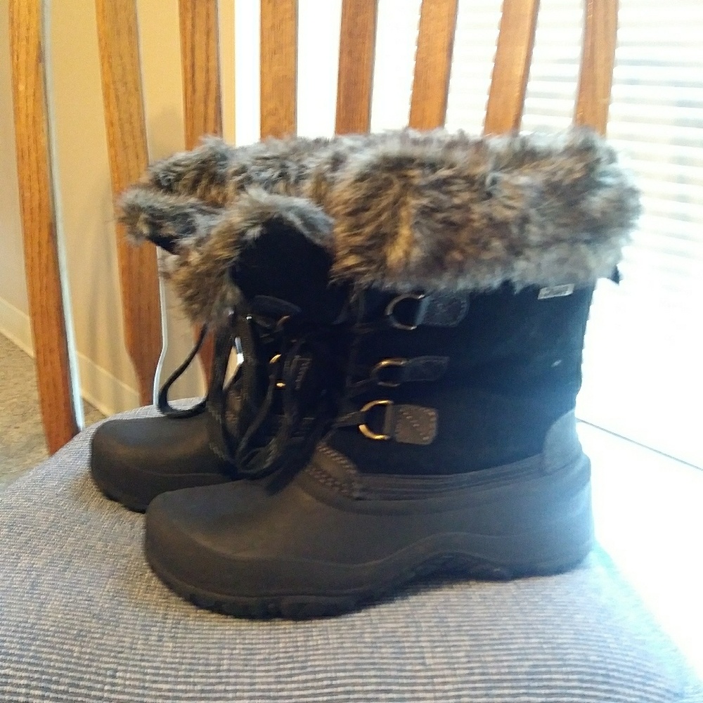 Black boots
